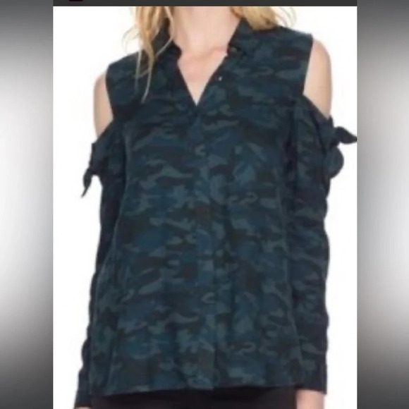 Rock & Republic Button Down Camouflage Western Ruffle Size M Longsleeve Fall - Picture 2 of 13